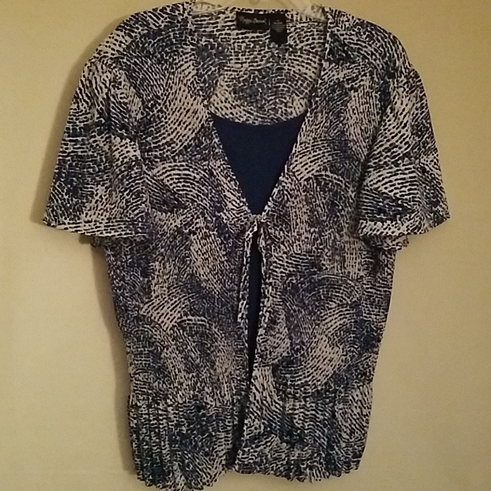 Maggie Barnes 1X (18-20W) Ribbed Texture Blouse.